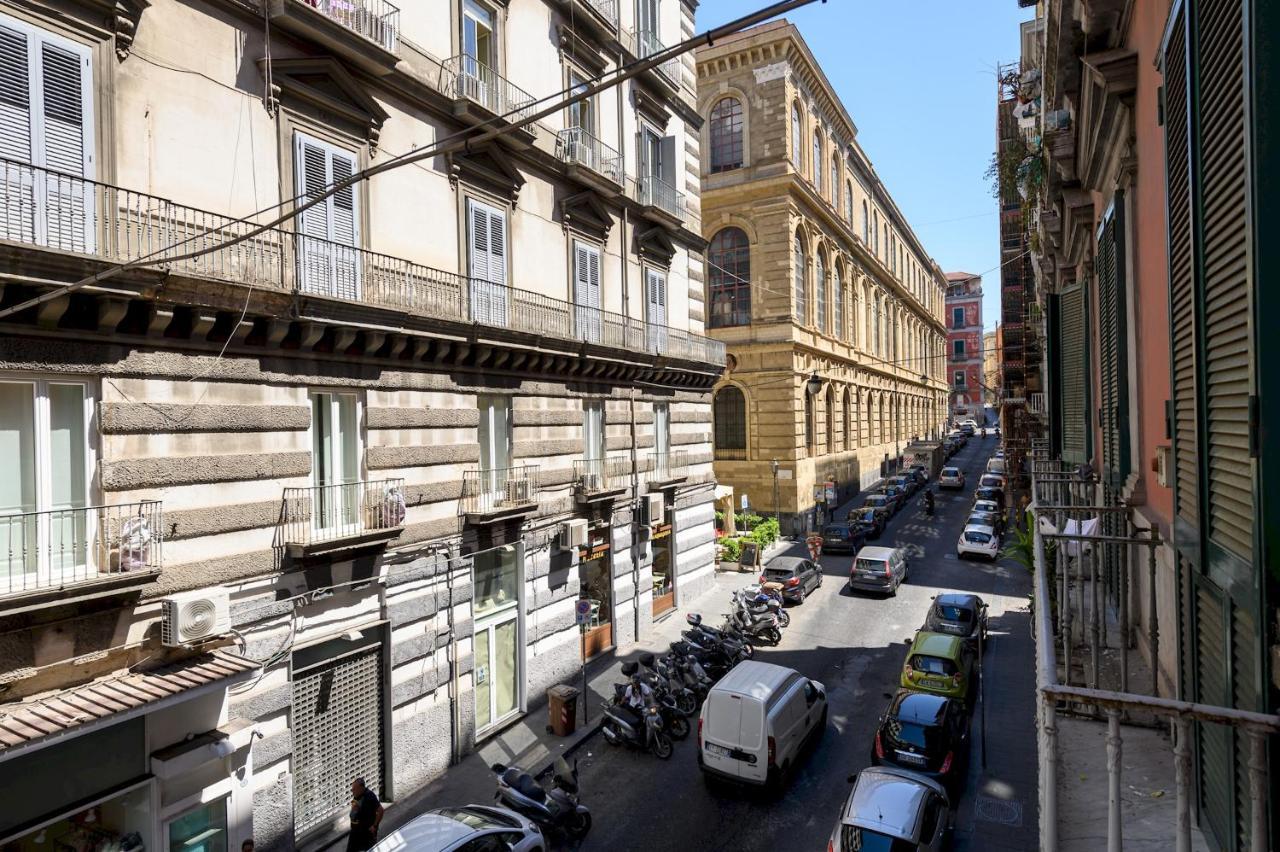 L'Angoletto In Centro เนเปิลส์ ภายนอก รูปภาพ